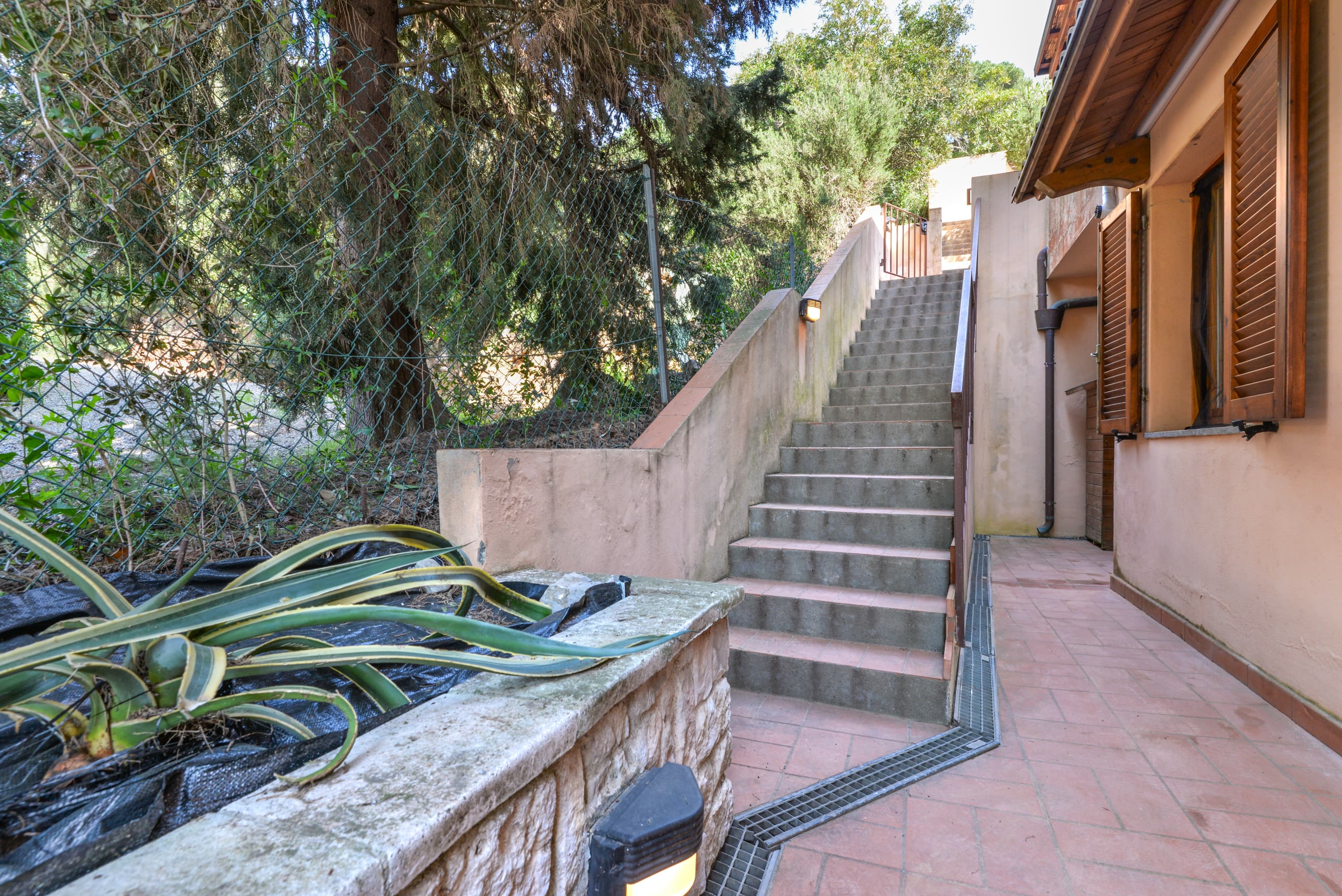 The House - Image 32